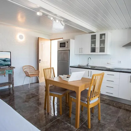 Altavista Apartahotel-adults Only Over 14 Apart-hotel